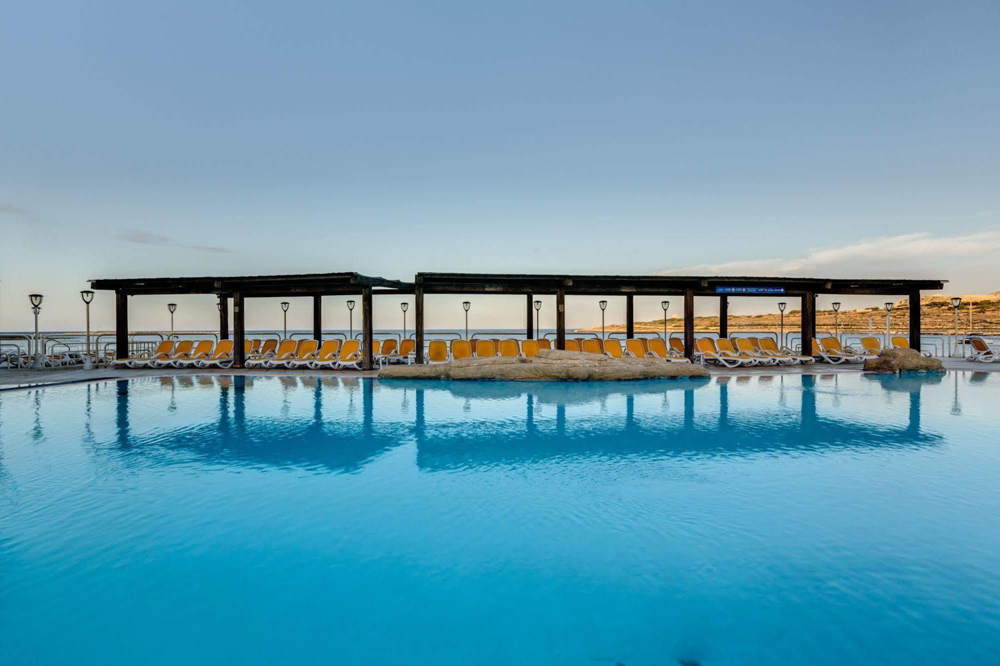 Sunny Coast Resort y spa Bahía de San Pablo Exterior foto